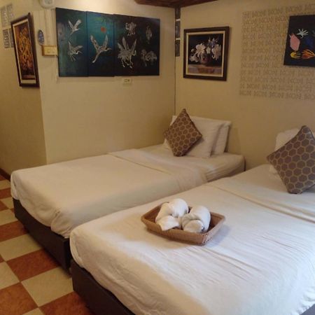 Baansuanleelawadee Resort Amphawa Extérieur photo