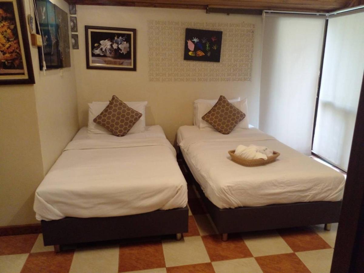 Baansuanleelawadee Resort Amphawa Extérieur photo