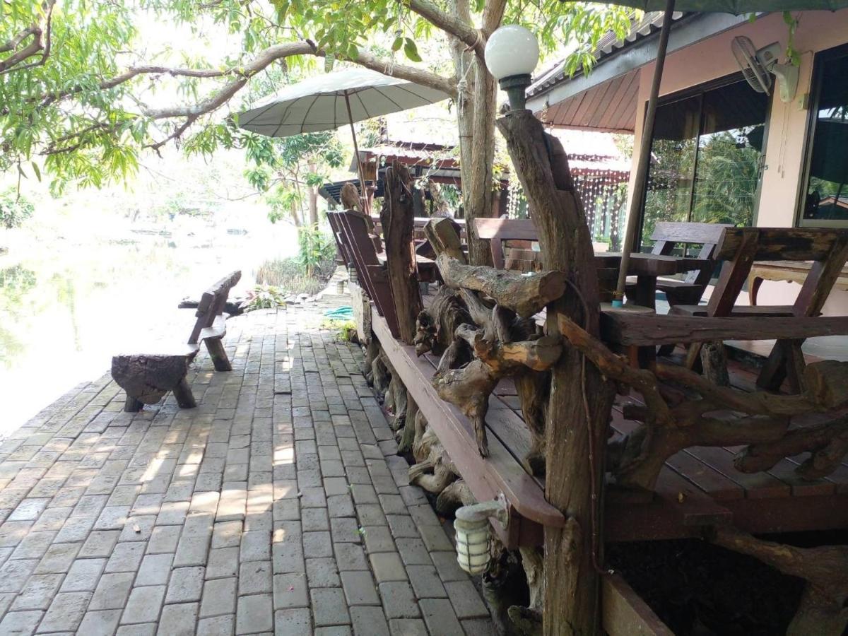 Baansuanleelawadee Resort Amphawa Extérieur photo