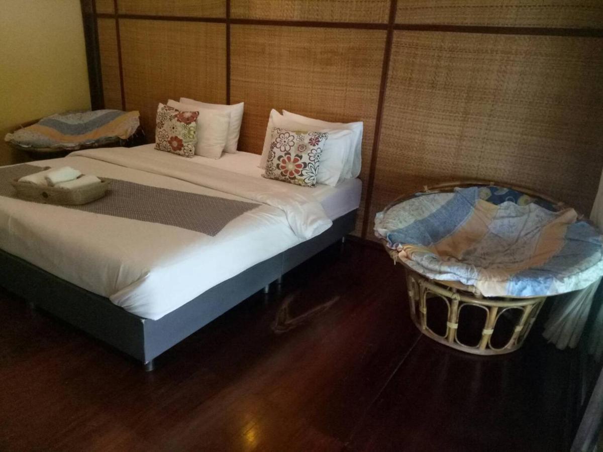 Baansuanleelawadee Resort Amphawa Extérieur photo