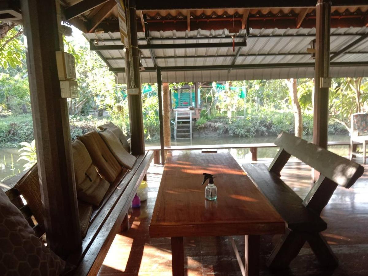 Baansuanleelawadee Resort Amphawa Extérieur photo