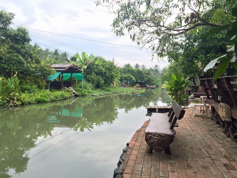 Baansuanleelawadee Resort Amphawa Extérieur photo