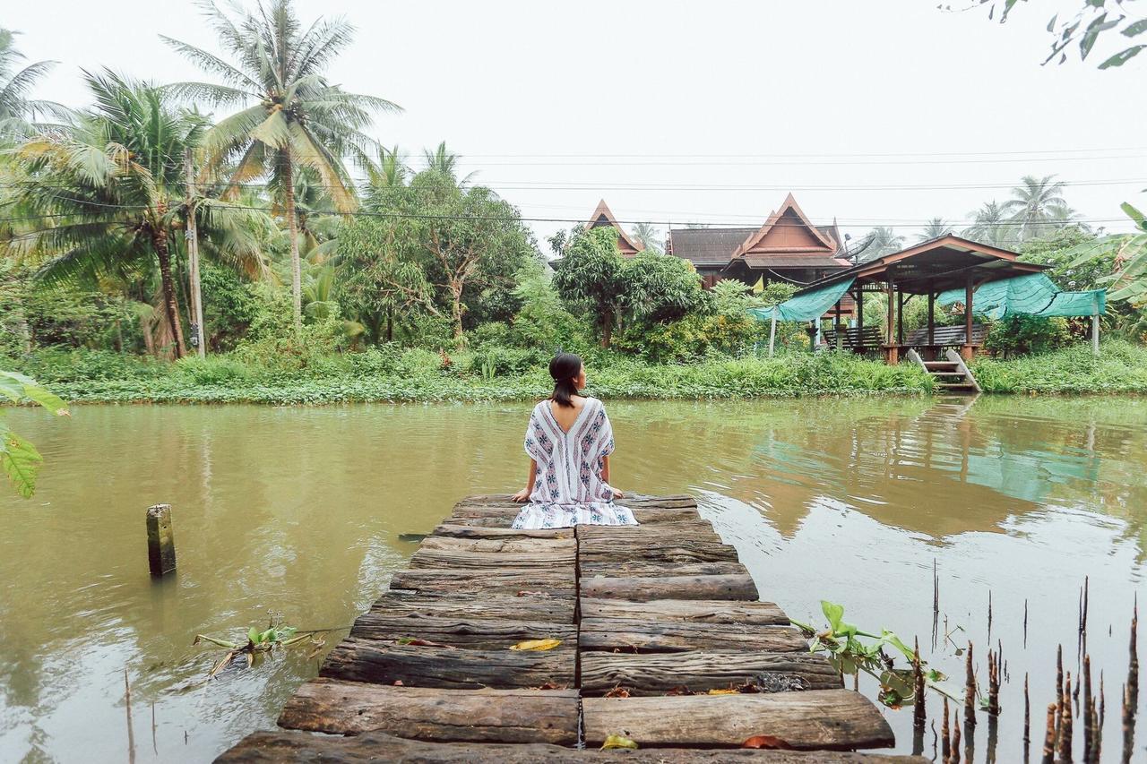 Baansuanleelawadee Resort Amphawa Extérieur photo